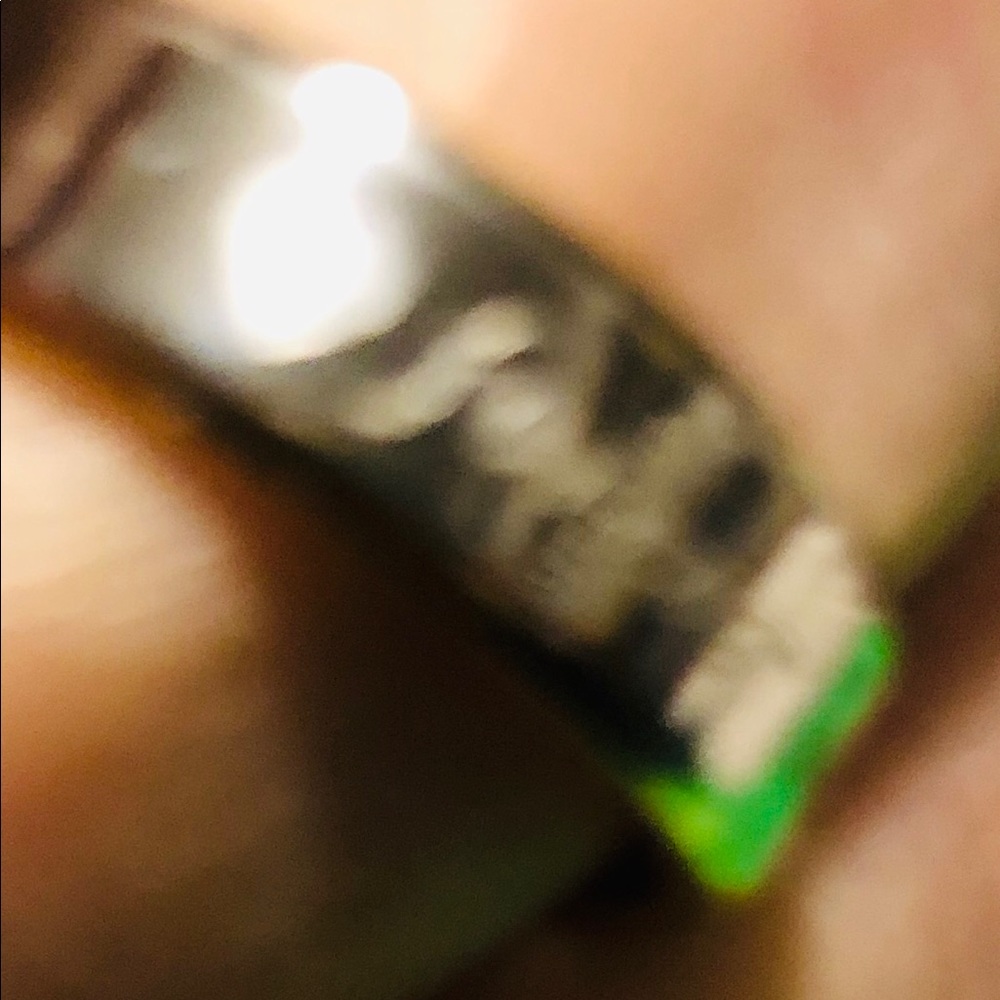 Used ring size 8. - Picture 5 of 8